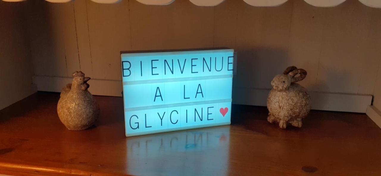 La Glycine Villa Landévant Exteriör bild